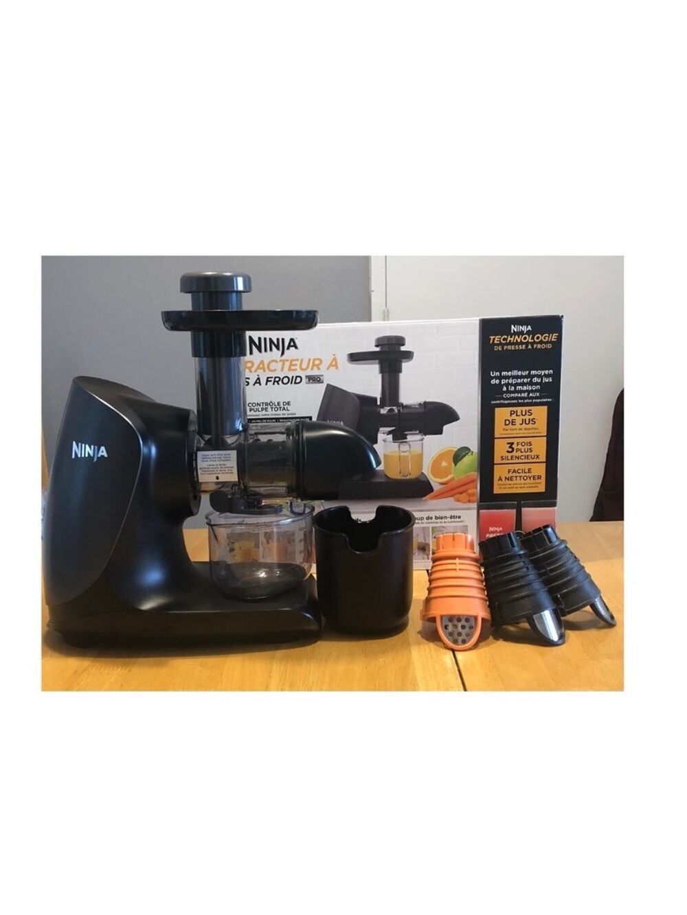 Ninja Juicer Pro - Black with Yellow Accents